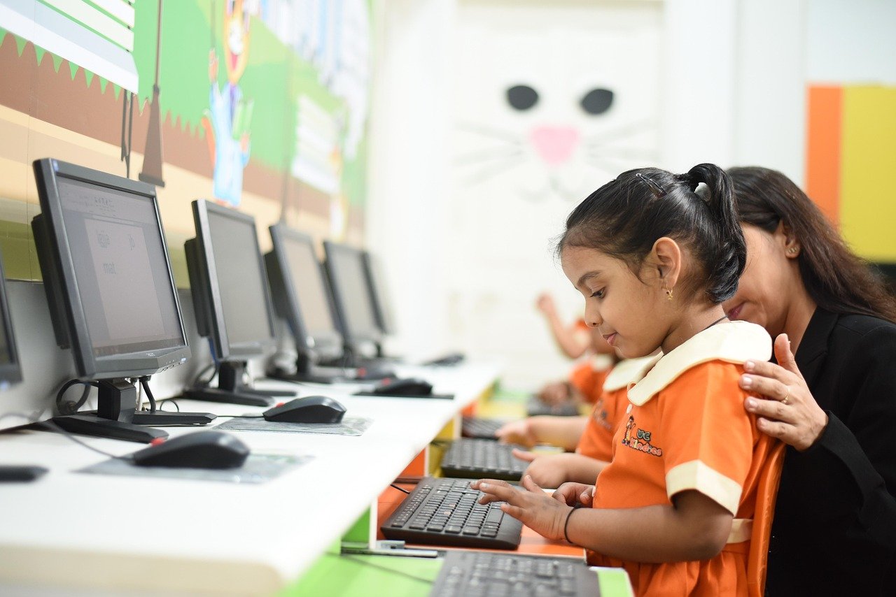 Daycare Near Me: Choosing a Safe and Supportive Place for Your Child